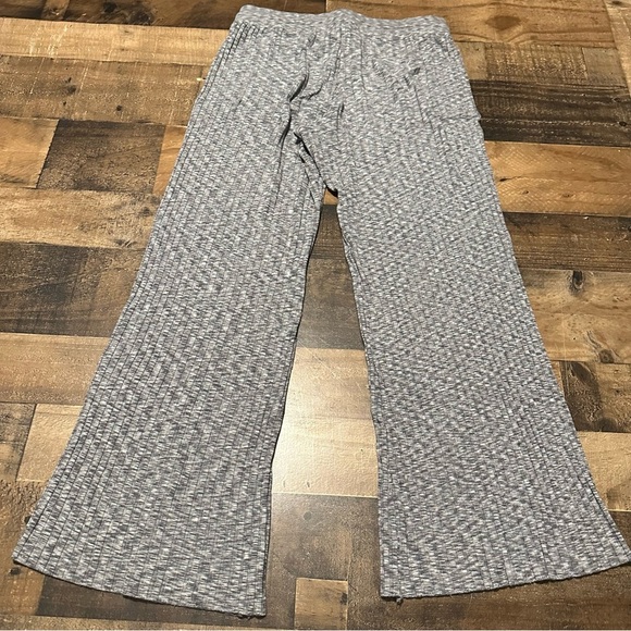 Athleta Revolve Ribbed Pants - Picture 4 of 5